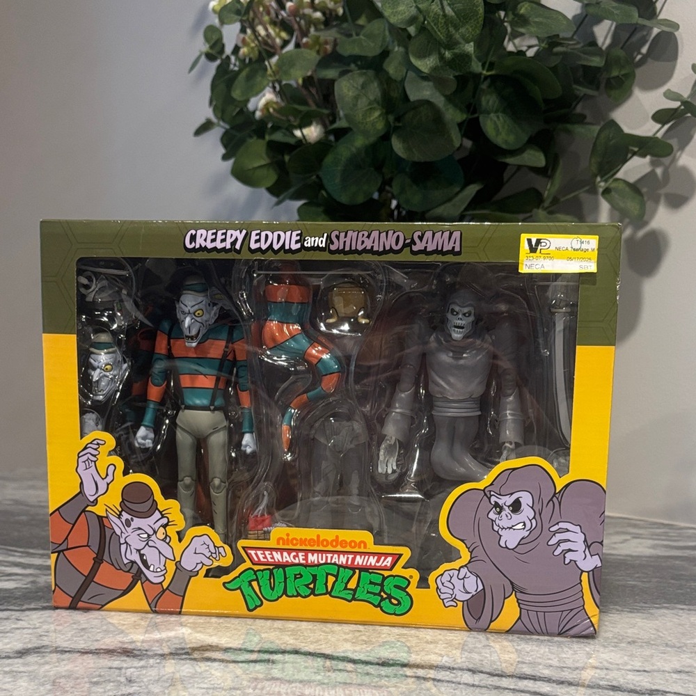 Teenage Mutant Ninja Turtles Creepy Eddie and Shibano-Sama Action Figures